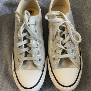 New Converse silver sparkly shoes 7